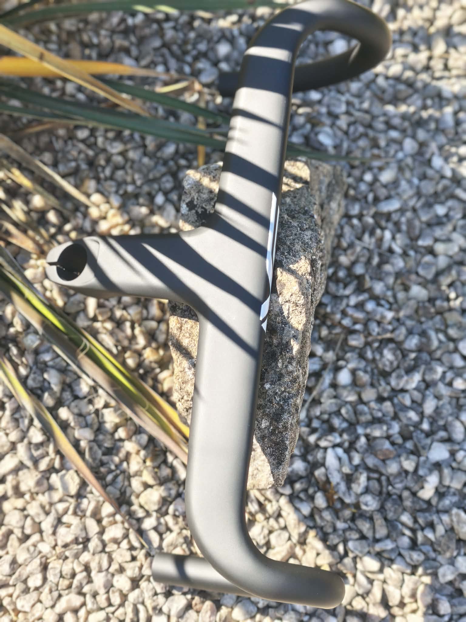 Cintre Route Carbone Intégré AERO MF – Intégration Totale & Performance - 4